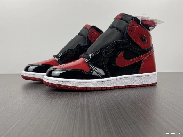 Air OG Bred Patent Jordan High 1 555088-063 0718